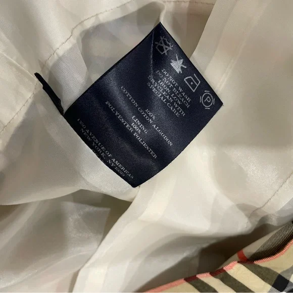 Burberry Signature Plaid Mini Skirt w/Slip - Picture 6 of 6